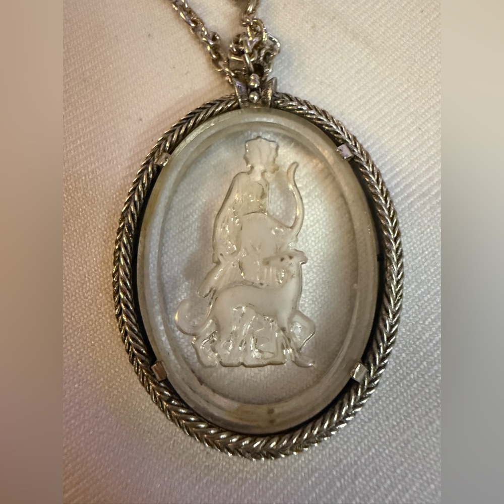 Avon Silver Oval Pendant Necklace